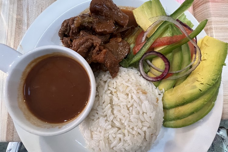 Bandera Dominicana - typické jídlo