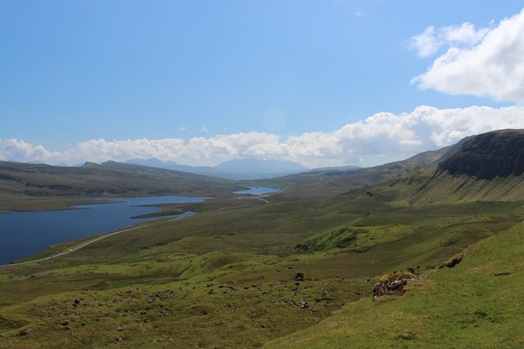 Loch Leathan a Cuillin Hills v pozadí