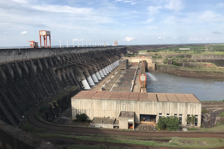 hydroelektrárna Itaipú