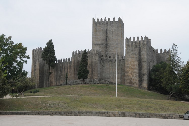 4. den - Guimaraes - hrad