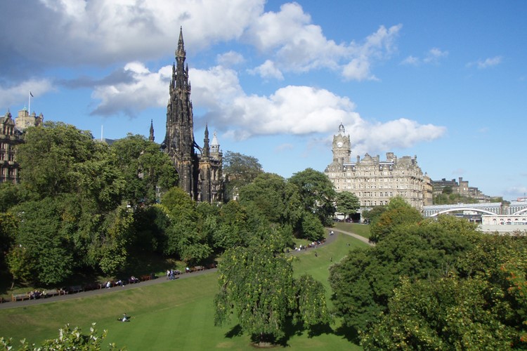 Edinburgh - Scotts Monument