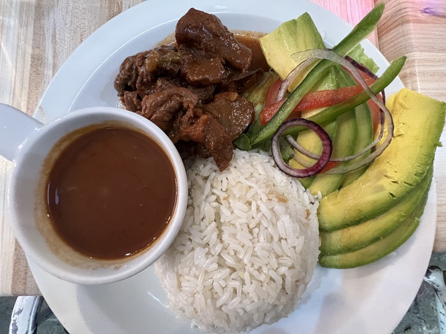 Bandera Dominicana - typické jídlo