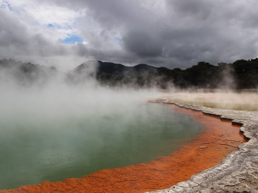 geotermální park Wai-O-Tapo
