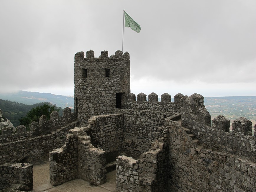 9. den - Sintra - maurský hrad (1)