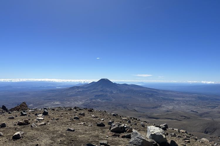 výhled - v pozadí Mount Ngauruhoe
